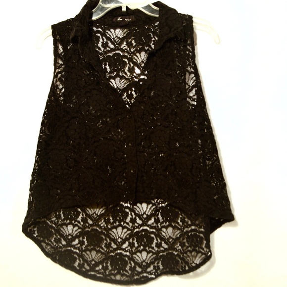 Forever 21 Tops - FOREVER 21 Lace Top Shirt Blouse Vest Black Medium